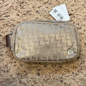 Lululemon Everywhere Belt Bag - L Monogram Jacquard